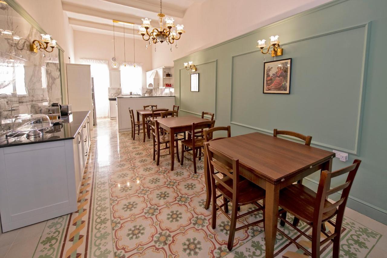 Ta' Dun Martin And Taz-Zija Bed And Breakfast Nadur Exteriör bild