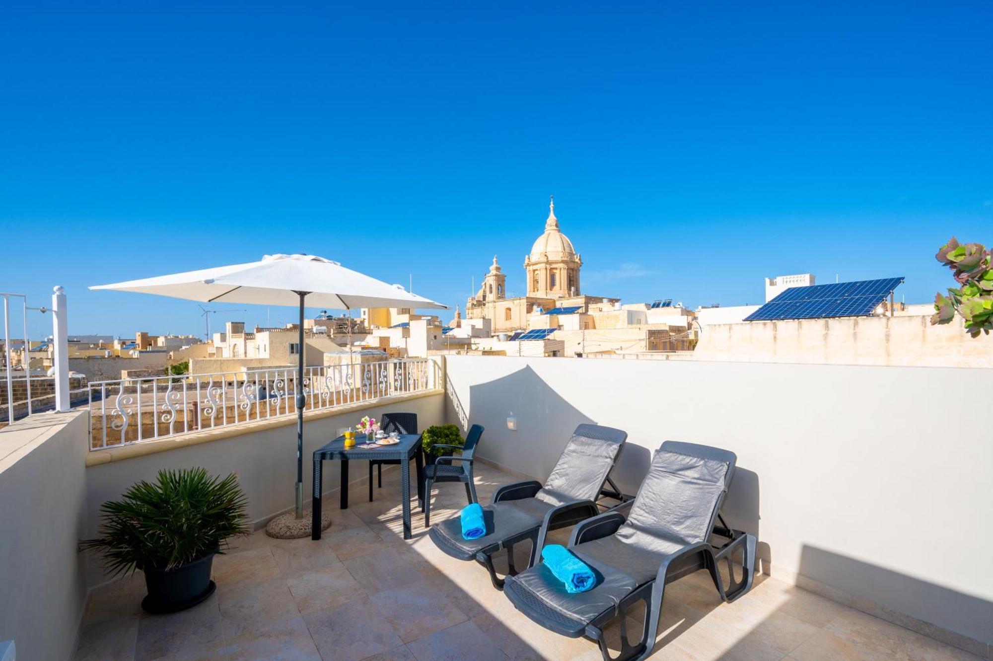 Ta' Dun Martin And Taz-Zija Bed And Breakfast Nadur Exteriör bild